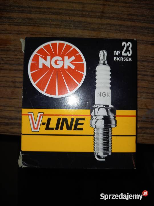 Świece zapłonowe Vline 23 NGK BKR5EK NOWE
