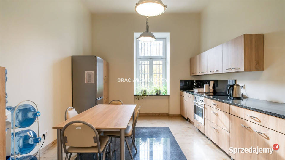 Lokal Kraków 475 metrów