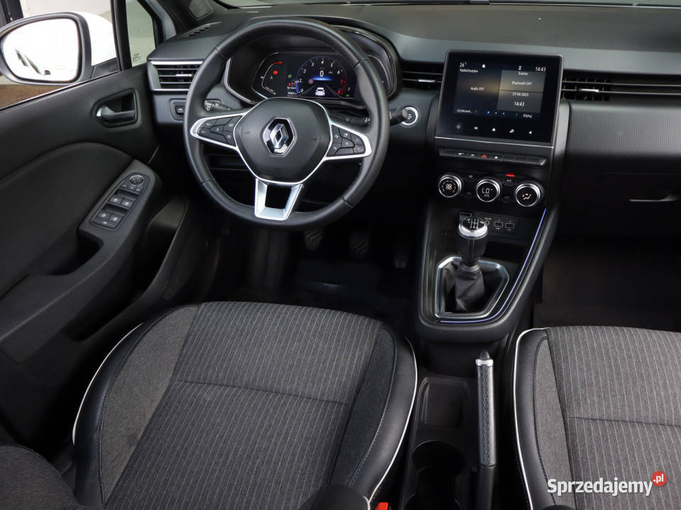 Renault Clio 10 TCe radio Bielany Wrocławskie