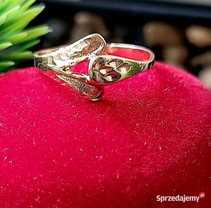 Złoty pierścionek 750 złoto Warszawa