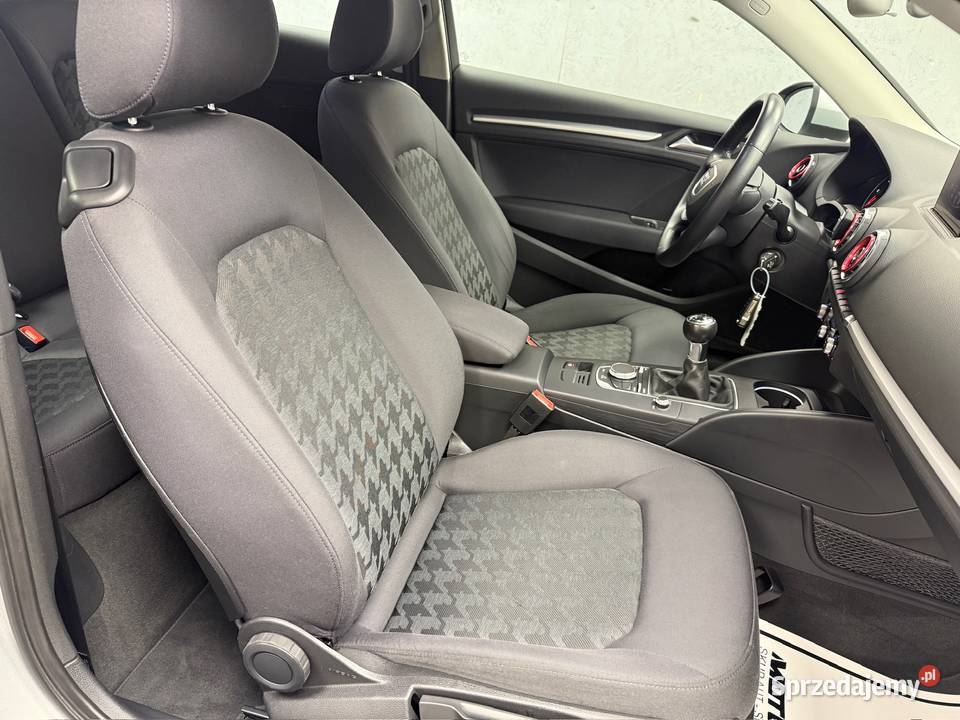 Audi A3 LED xenon alufelgi 3D ekran 16TDI 5L100 diesel Motoryzacja Poznań