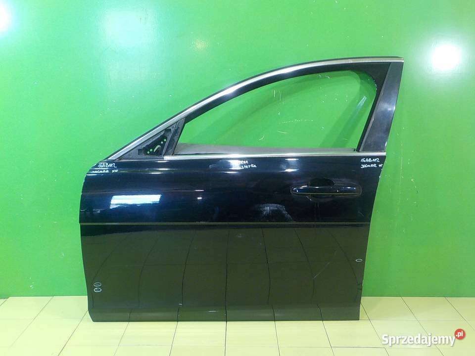 JAGUAR XE 20 D 15r SEDAN 4D drzwi lewe przod