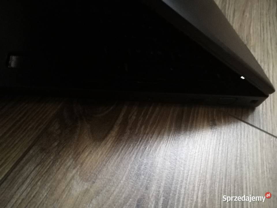 Dell 5590 super stan Windows 11 Dell Dywity sprzedam