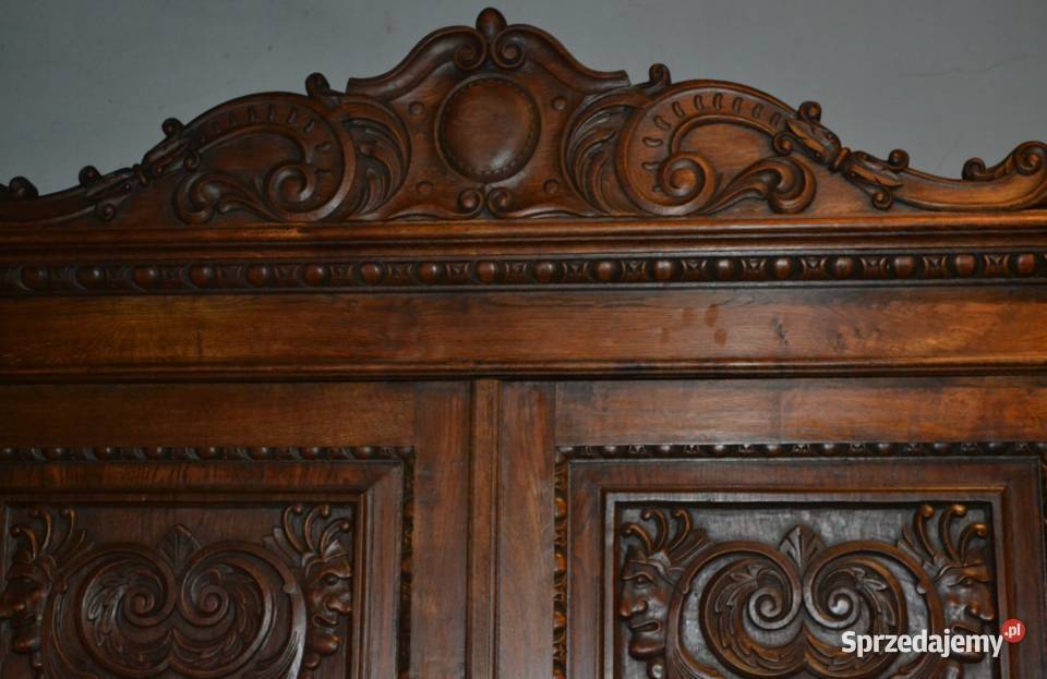 Wspaniała szafa hiszpańskasklep Dąbrowa Górnicza
