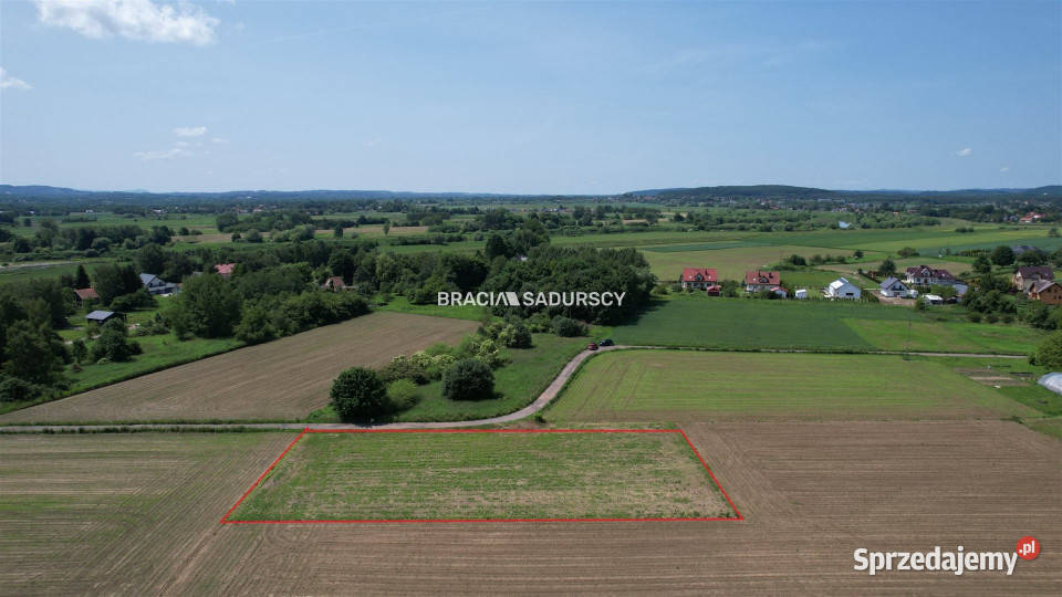 Sprzedaż działki Wołowice 2500m2 małopolskie