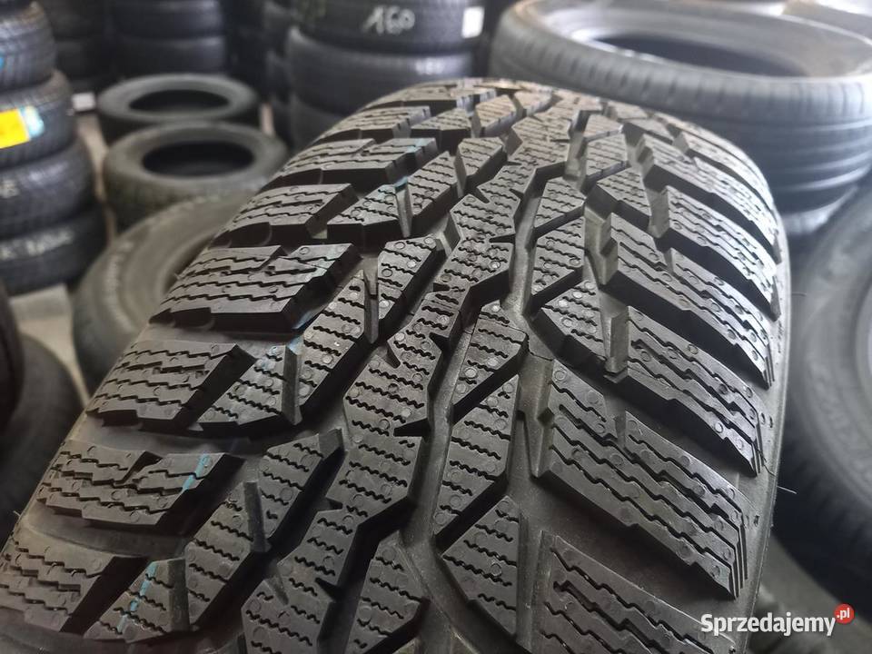 4x Opona NIEUŻYWANA ZIMOWA 17565R15 NOKIAN 219 Zaścianki