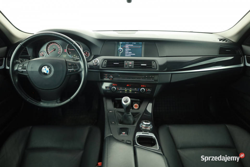 BMW 5 520d czarny Bielany Wrocławskie