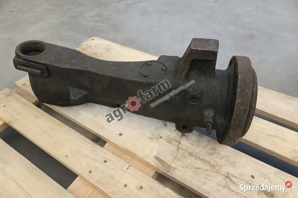 Obudowa mostu Deutz Agrotron 620 630 640 130 Byków