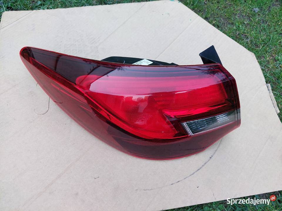 Lampa tył Astra J Sedan Ruda Śląska