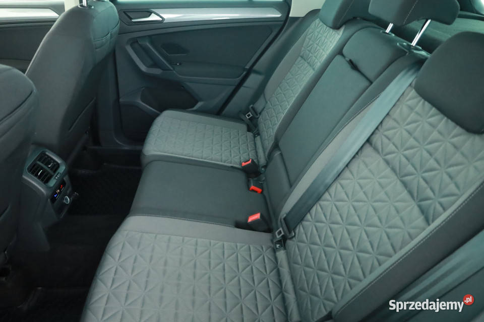 VW Tiguan 20 TDI asystent pasa ruchu Piaseczno