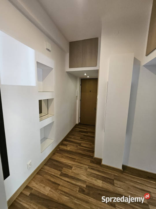 2 pokoje w zadbanej kamienicy Stare Bielany Warszawa