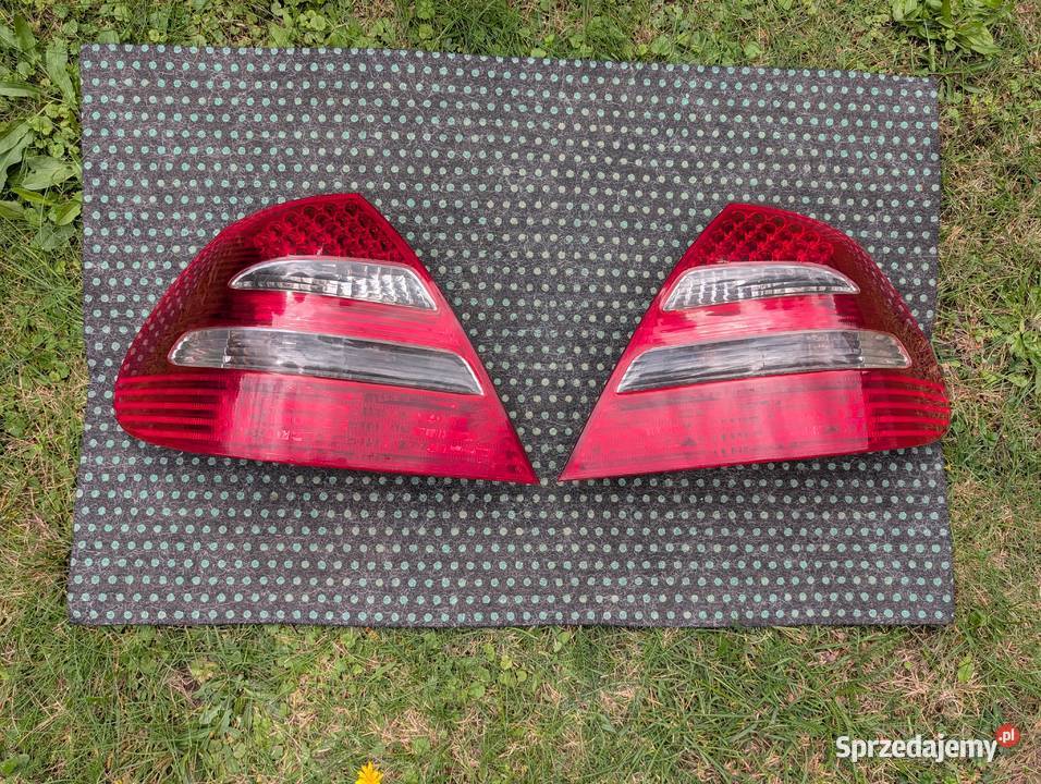 Lampy tylne MercedesBenz W211 przed lift osobowe Trzcianka