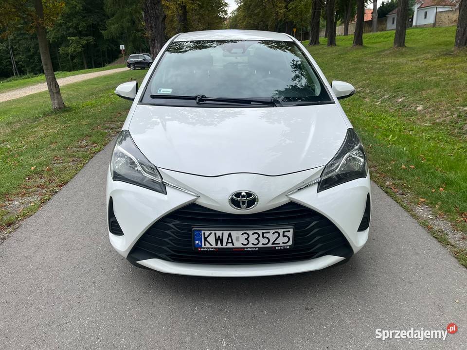 Toyota Yaris III 15 Active 112 Salon czujnik zmierzchu małopolskie Kalwaria Zebrzydowska