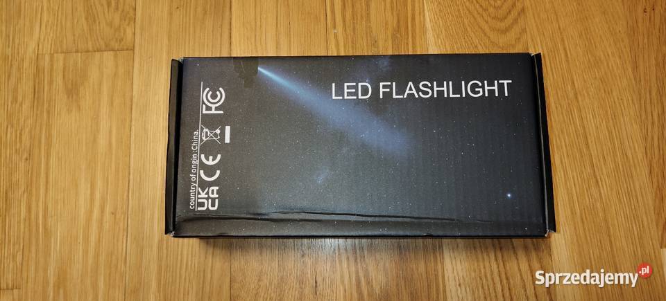 Super mocna latarka LED z soczewką Protasy sprzedam