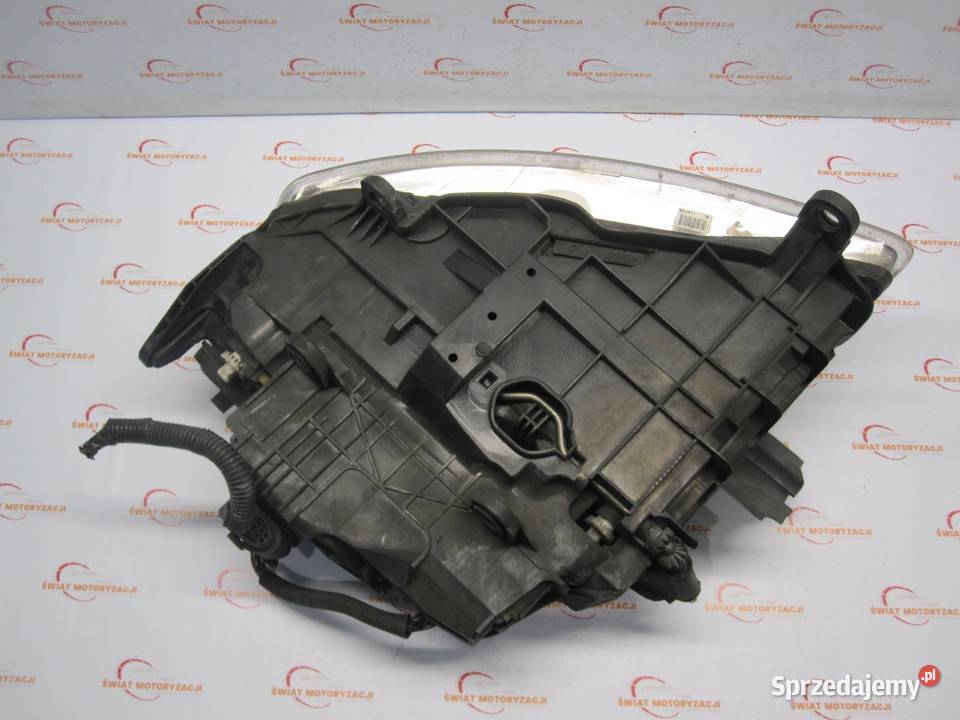 VW TOUAREG I 06r lampa prawa przód 7L6941016CG Oświetlenie Kielce