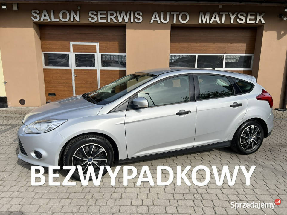 Ford Focus 16 105 Klimatyzacja Mk3 20102018 elektryczne lusterka Orzech
