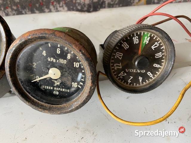 Zegar Volvo F10 F12 F16 Paliwo Powietrza Oleju Pozostałe Maszewo sprzedam