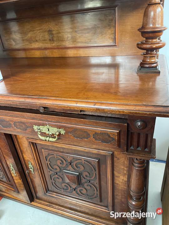 Piękny stary drewniany kredens Meble Bystrzyca Kłodzka sprzedam