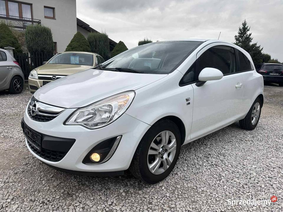 Opel Corsa 2012 Zadbana Bezwypadkowa Rok produkcji 2012 Ładna