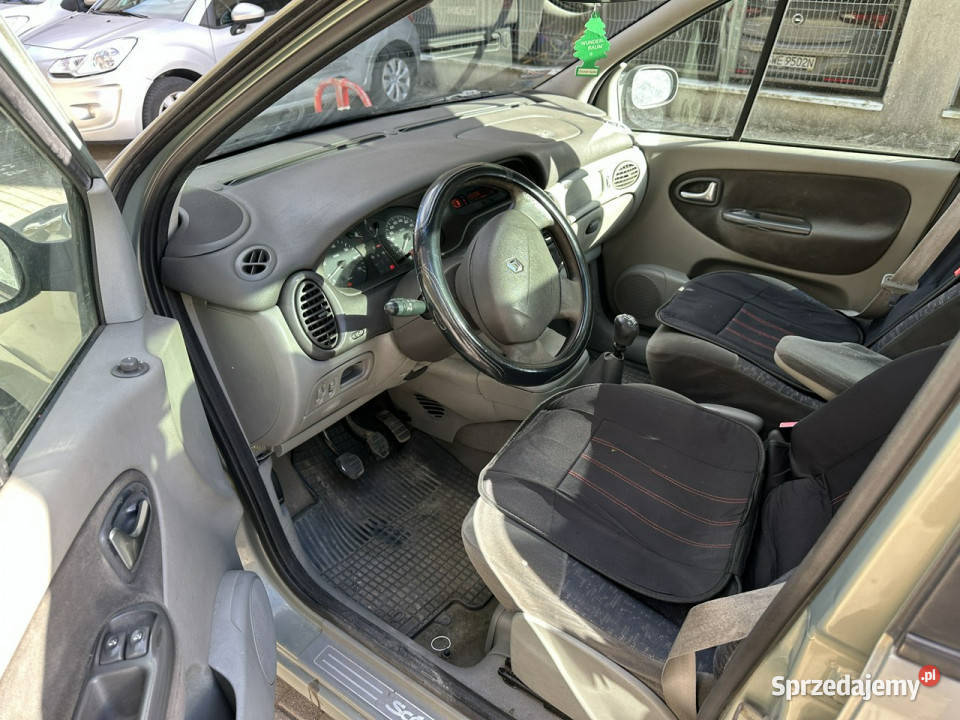 Renault Scenic liftingu hak alufelgi 2 światła przeciwmgielne Wejherowo