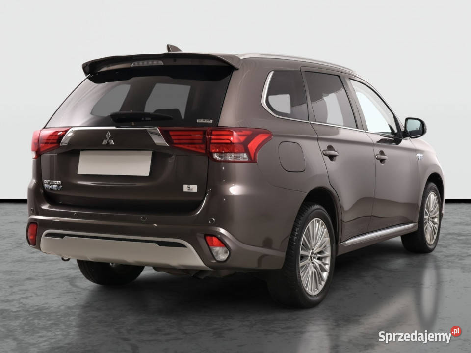 Mitsubishi Outlander 24 PHEV światła LED śląskie Katowice