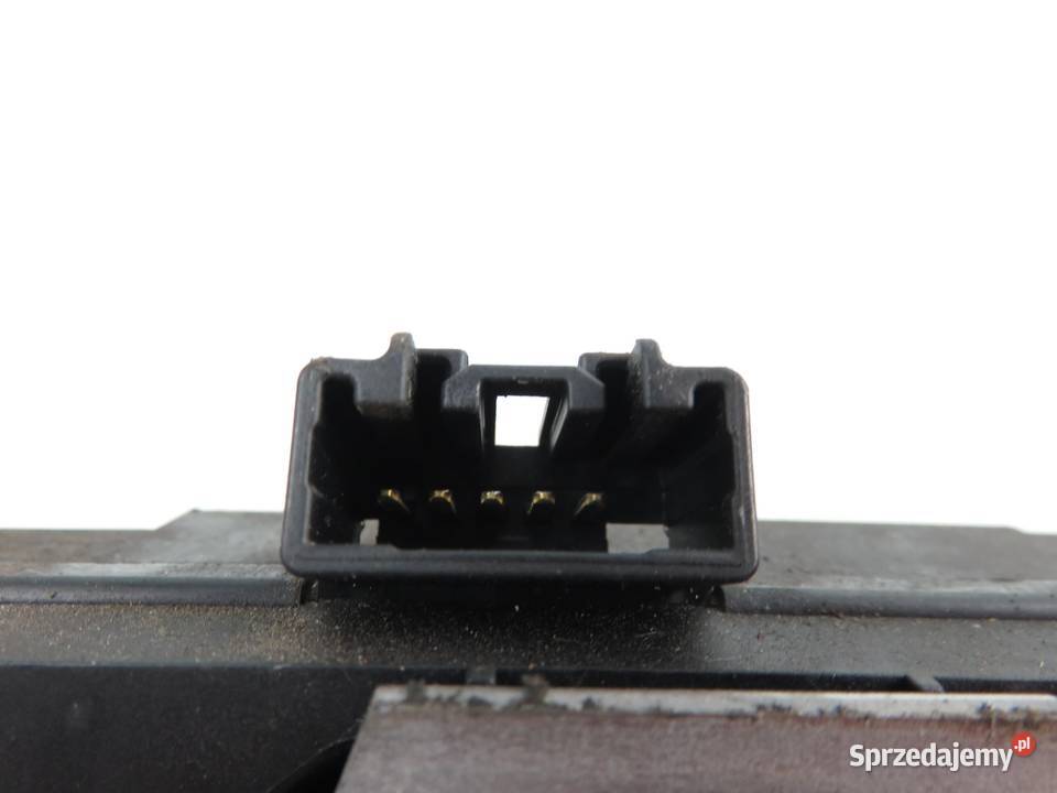 ZAMEK KLAPY FORD FOCUS II 3M51R442A66AP osobowe