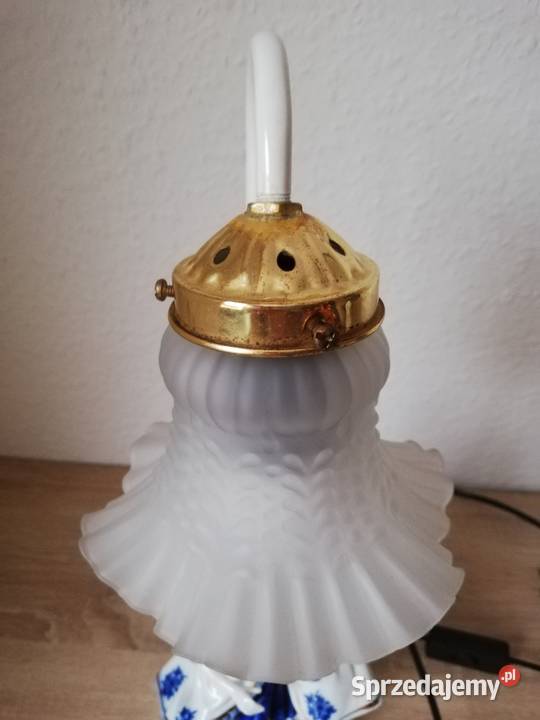 Lampa ozdobna z figurkami Gorlice