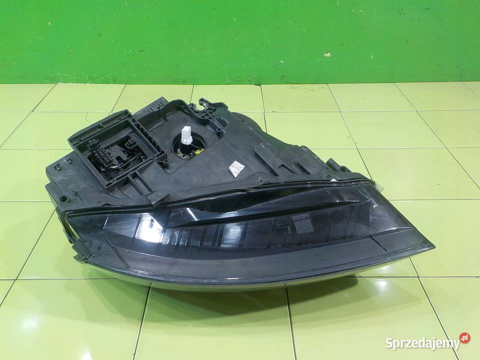 AUDI A5 8T 20 TFSI 10r CABRIO 2D XENON lampa
