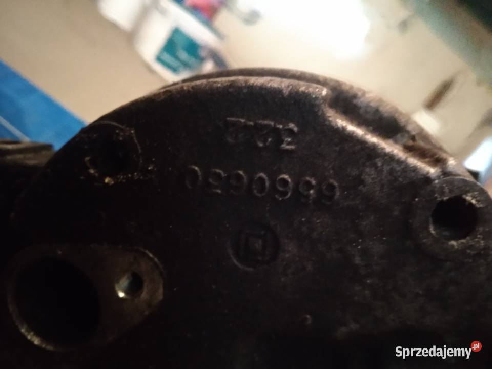 Kompresor klimatyzacji Vivaro Trafic Primastar klimatyzacja Świdnica