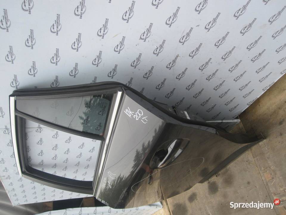 TOYOTA AVENSIS T27 III 10r drzwi lewe tył