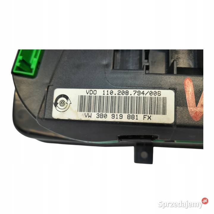 LICZNIK ZEGARY 3B0919881FX VW Passat B5 18 T 18 osobowe sprzedam
