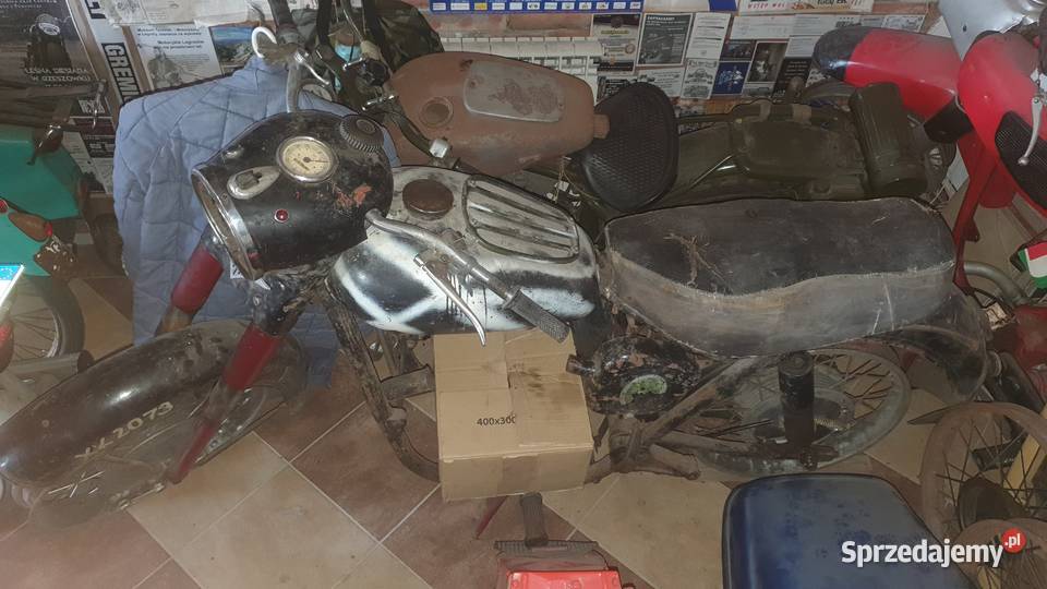 Junak m10 zbiór części eksponat do showroom