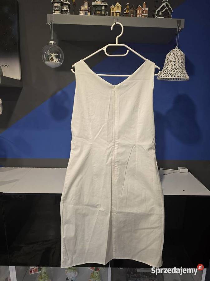 Biała sukienka z haftem na podszewce r 42 Bytom sprzedam