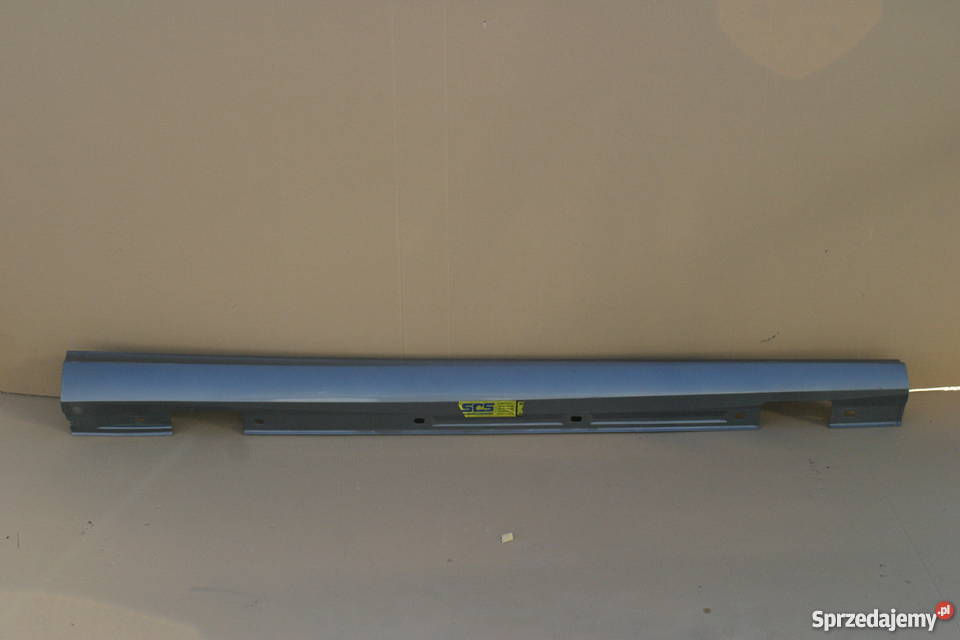 MERCEDES B KLASA W246 PRÓG NAKŁADKA LISTWA PRAWA listwy boczne Bieleń