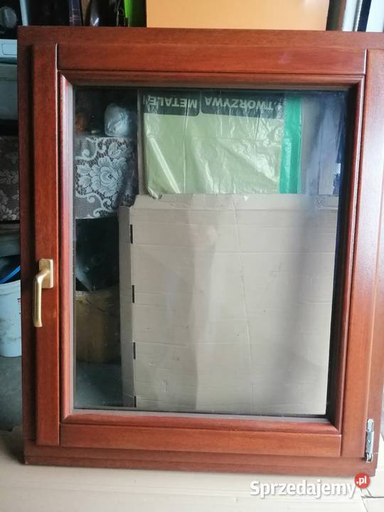 Okna drewniane urzędowskiego