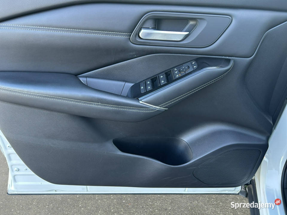 Nissan Qashqai 13 DIGT mHEV Premiere Edition asystent pasa ruchu Nissan Warszawa