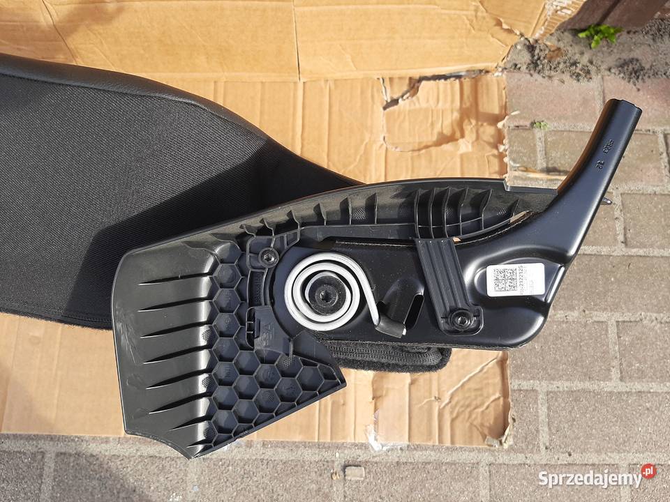 OPEL ASTRA L KOMBI OPARCIE KANAPY LEWA