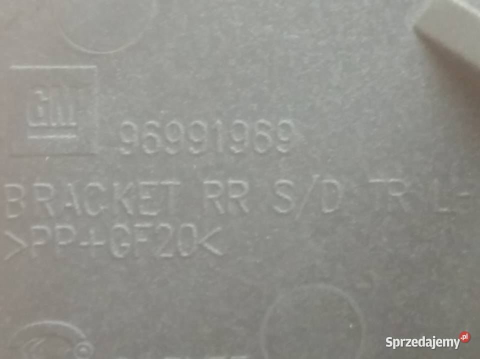 Opel Mokka mocowanie tapicerki plastik numer Jarocin