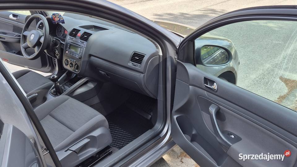 VW GOLF V 14B MPI OPŁACONY Z NIEMIEC KLIMA Końskie