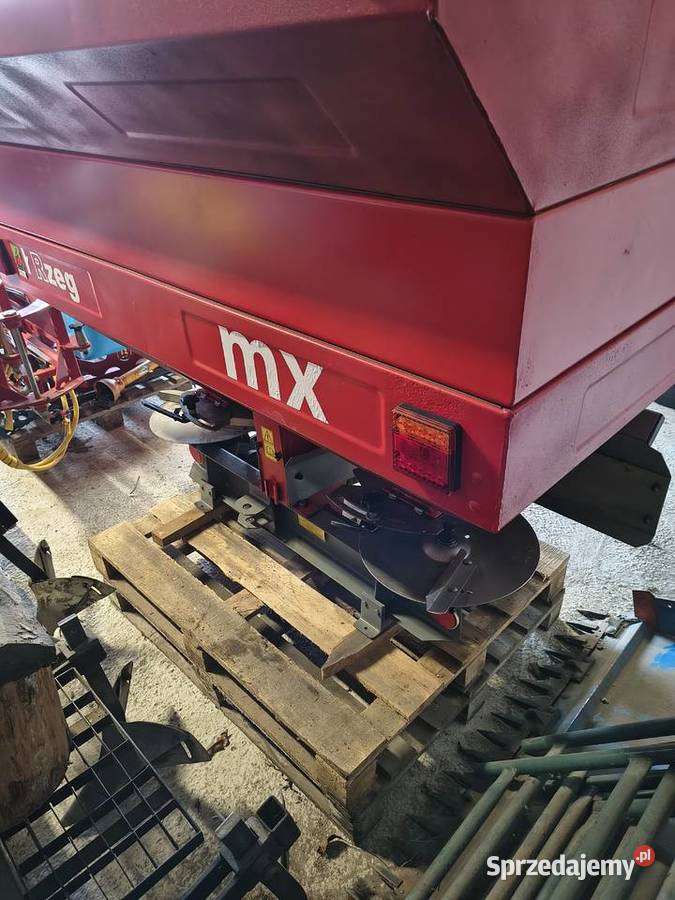 Rozsiewacz nawozów Unia MX 1200 Namysłów
