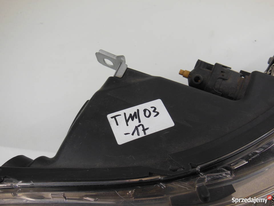 Honda Legend lampa przód prawa do KB1 Części samochodowe Kobiór