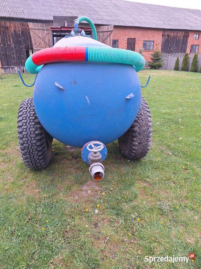 Beczkowoz 3000l z pompa sprawny Piotrków Trybunalski