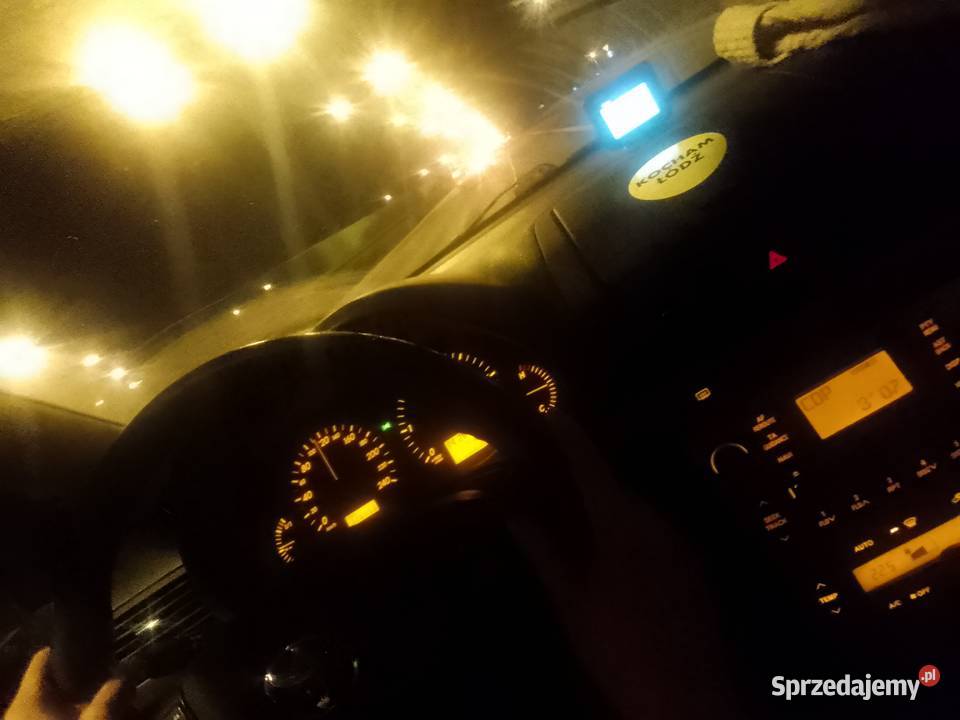 Auto toyota Avensis 2007 nieuszkodzony Avensis Łódź