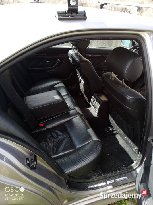 BMW E39 2000