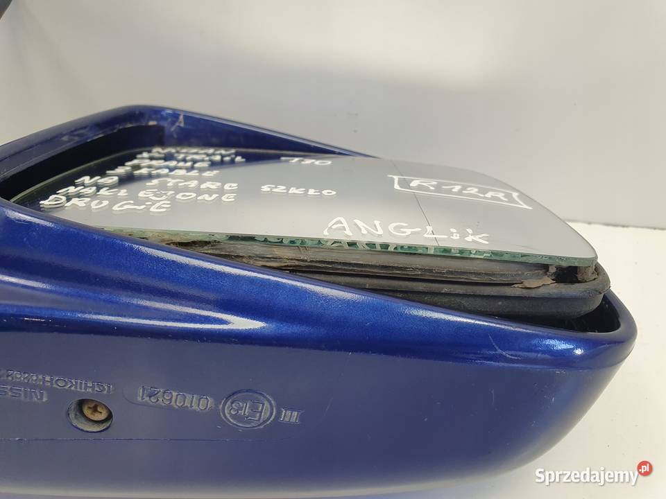 LUSTERKO PRAWE Nissan XTrail T30 PASAŻERA 3 Pin Rudka