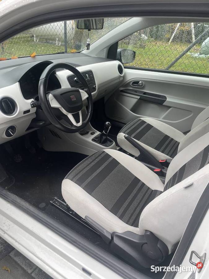 SEAT MII 73000 garażowany Samochody osobowe