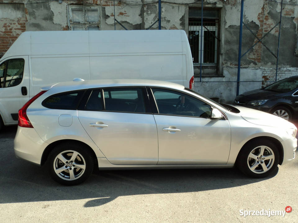 Volvo V60 sprzedam ładne VOLVO V60 Z 2016R 16 isofix Lublin