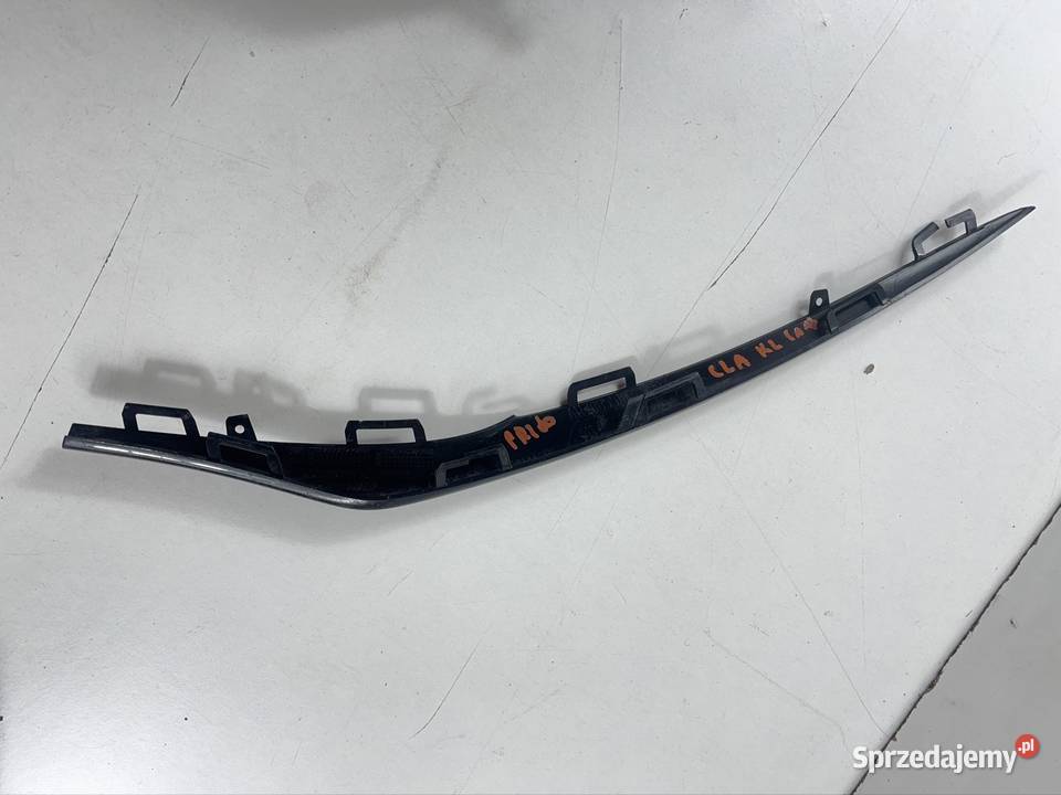 MERCEDES CLA C117 W117 201719 LIFT CZARNA LISTWA Pozostałe Międzychód