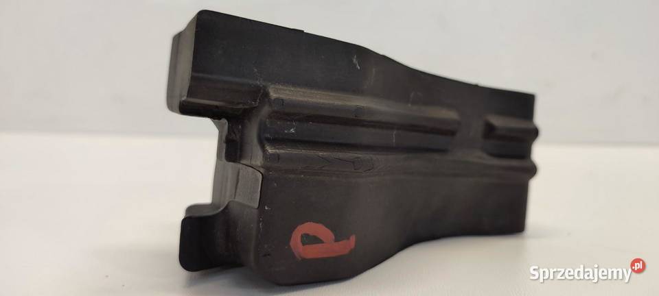 SKODA KAROQ WYGŁUSZENIE BŁOTNIKA PRAWE 57A823714 osobowe sprzedam