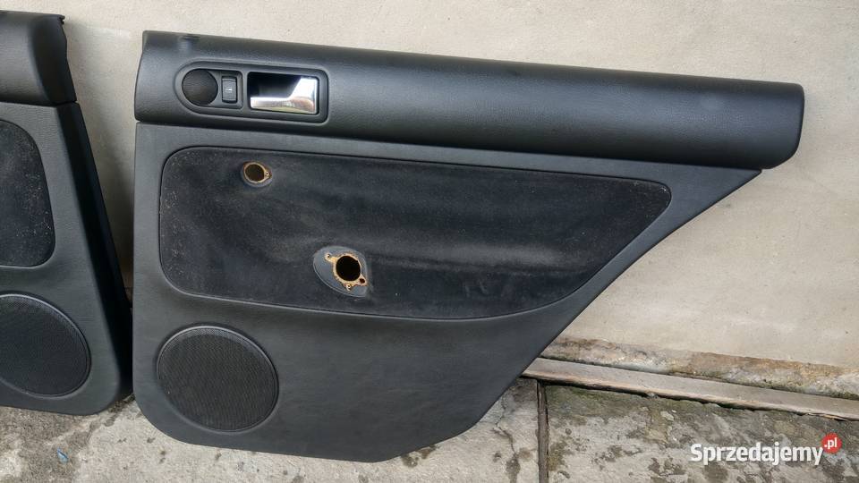 Boczki tapicerka drzwi tylnych tylne tył Vw Golf Biłgoraj